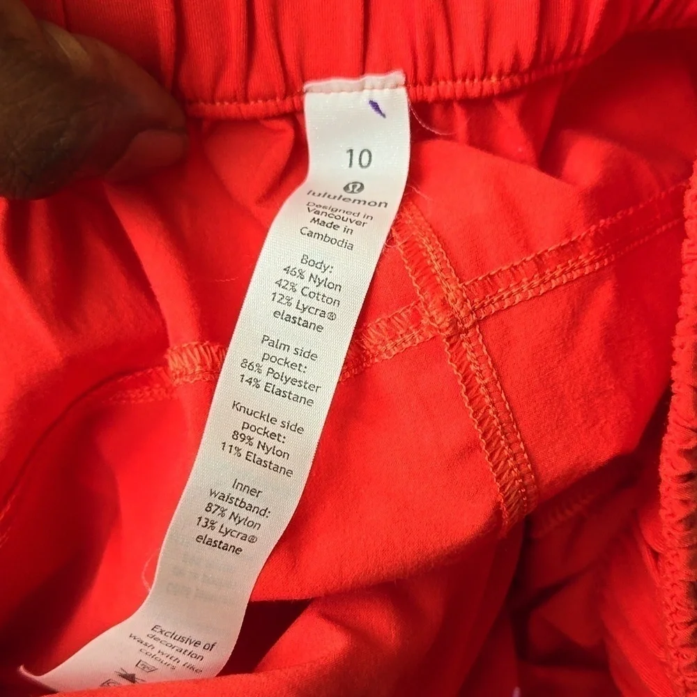 Lululemon Your True Trouser High Rise Crop Pant‎ Carnation Red